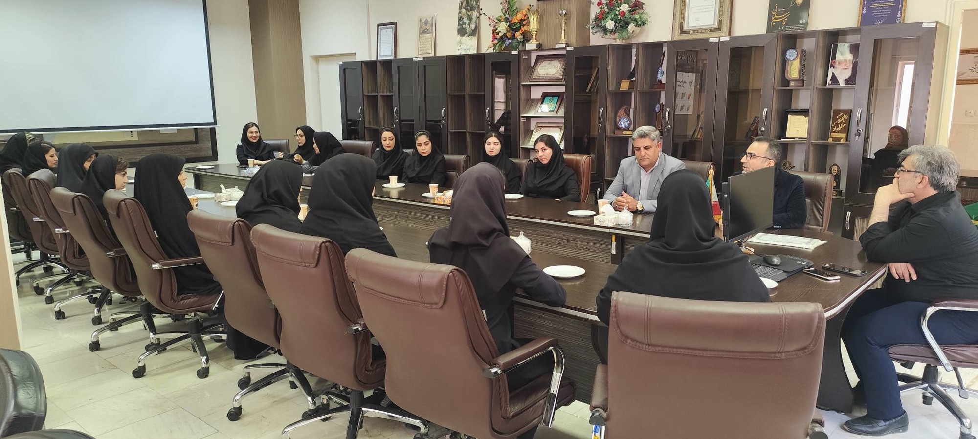 تقدیر از کارشناسان بهداشت حرفه‌ای شبکه بهداشت و درمان شهریار